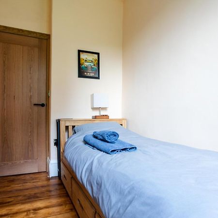 Holmfield House Villa Clayton West Ngoại thất bức ảnh